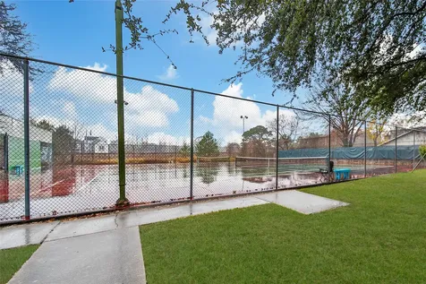 7620 Inwood Hills Lane Houston TX 77088