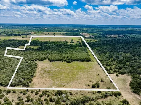 13 Armstrong Road Flatonia TX 78941