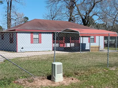 21427 North Street New Caney TX 77357