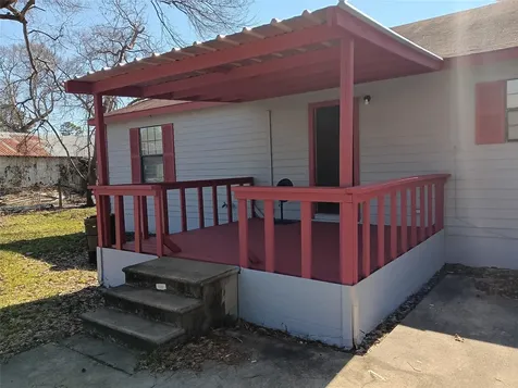 21427 North Street New Caney TX 77357