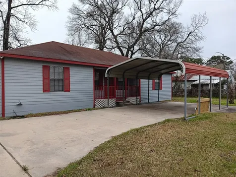 21427 North Street New Caney TX 77357