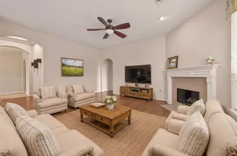 13719 Saxony Drive Sugar Land TX 77498