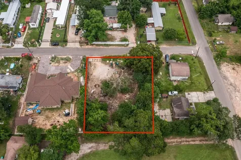 1615 Gilmore Street Conroe TX 77301