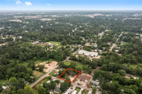 1615 Gilmore Street Conroe TX 77301