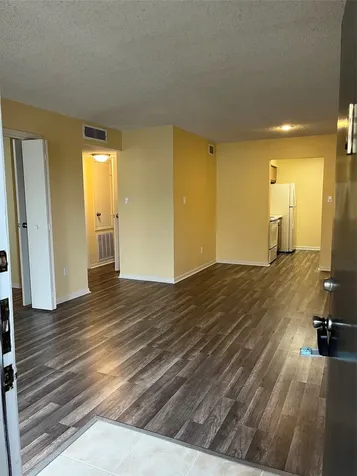 3919 Fairmont Parkway Parkway 200 Pasadena TX 77504