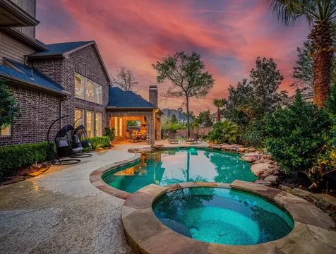 26 Hollyflower Place Tomball TX 77375