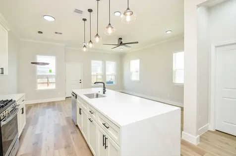 850 Lucky Street Houston TX 77088