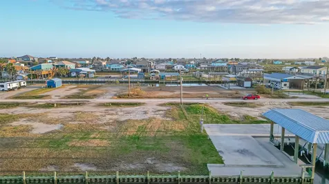 1107 Gator Point Crystal Beach TX 77650