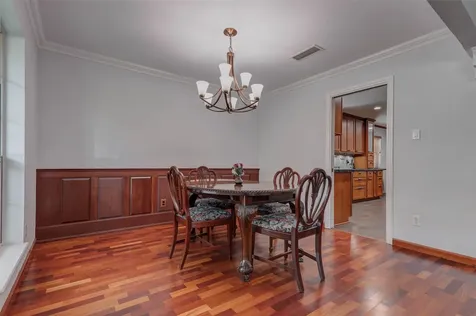 6226 Paisley Street Houston TX 77096