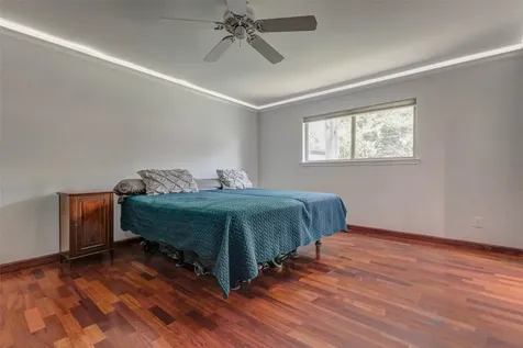 6226 Paisley Street Houston TX 77096