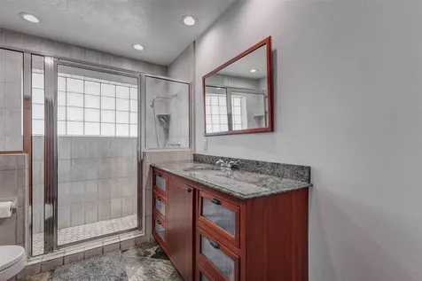 6226 Paisley Street Houston TX 77096
