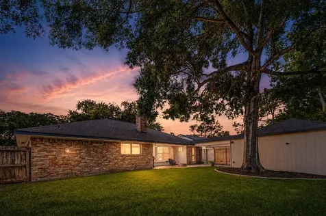 6226 Paisley Street Houston TX 77096
