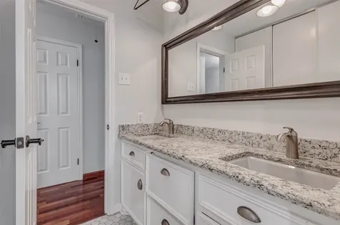 6226 Paisley Street Houston TX 77096