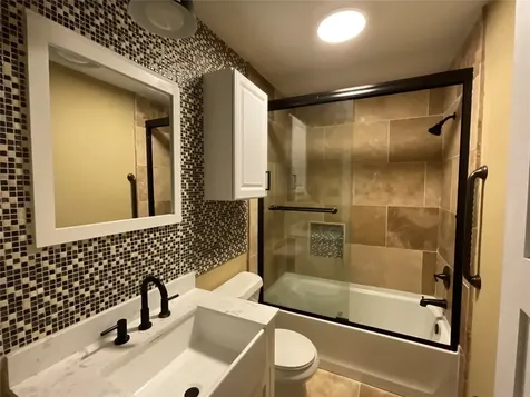207 S George Street Victoria TX 77901