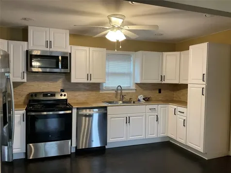 207 S George Street Victoria TX 77901