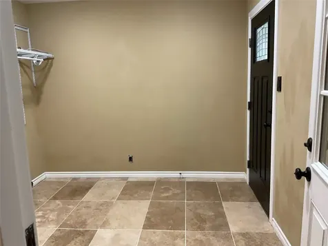207 S George Street Victoria TX 77901