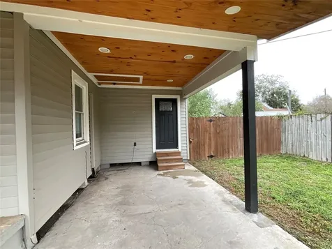 207 S George Street Victoria TX 77901