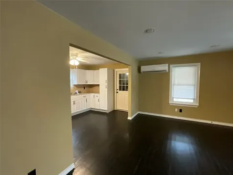207 S George Street Victoria TX 77901