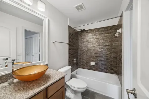 3501 Chenevert Street 7 Houston TX 77004