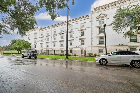 3501 Chenevert Street 7 Houston TX 77004