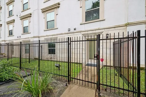 3501 Chenevert Street 7 Houston TX 77004