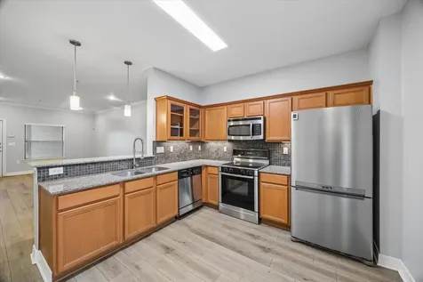 3501 Chenevert Street 7 Houston TX 77004