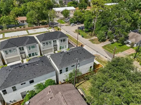 8903 Knoll Branch Drive Houston TX 77080