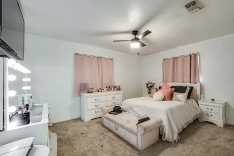 2202 French Place Baytown TX 77520