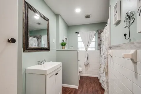2202 French Place Baytown TX 77520