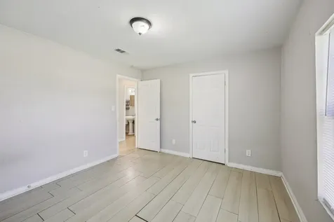 4132 Patricia Street Haltom City TX 76117