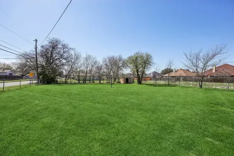 4132 Patricia Street Haltom City TX 76117