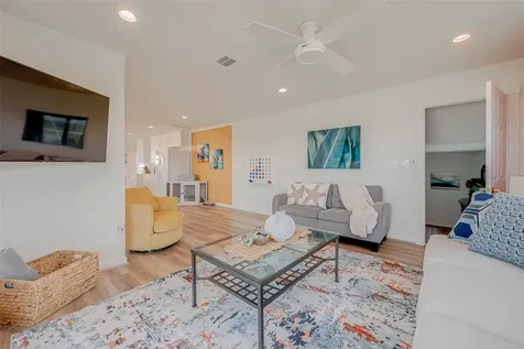 510 Surf Oaks Drive Seabrook TX 77586