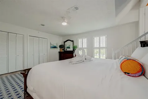 510 Surf Oaks Drive Seabrook TX 77586