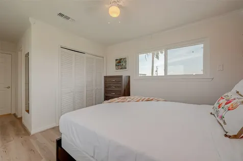 510 Surf Oaks Drive Seabrook TX 77586