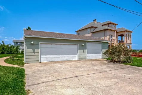 510 Surf Oaks Drive Seabrook TX 77586