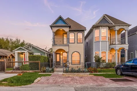 843 W 21st Street B Houston TX 77008