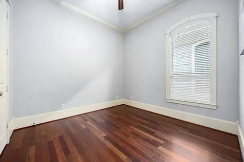 843 W 21st Street B Houston TX 77008