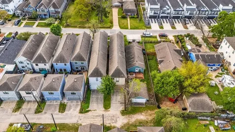843 W 21st Street B Houston TX 77008