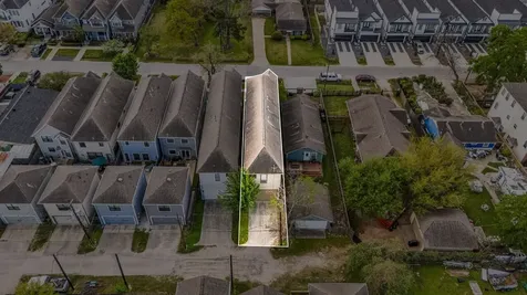 843 W 21st Street B Houston TX 77008