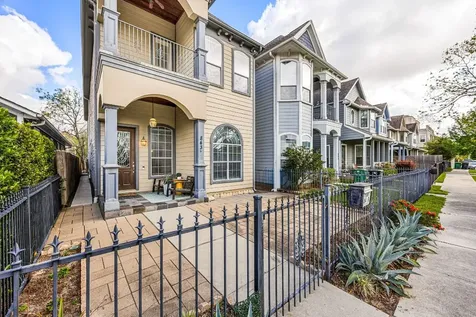 843 W 21st Street B Houston TX 77008