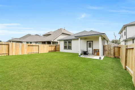1183 Bluebonnet Trail Bellville TX 77418