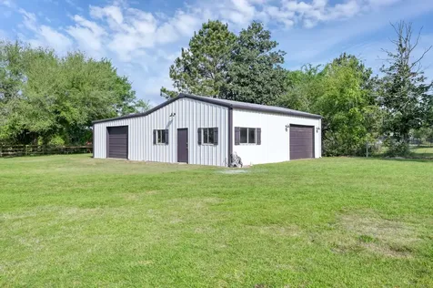 40323 Community Road Magnolia TX 77354