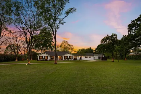 40323 Community Road Magnolia TX 77354