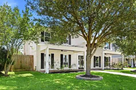 4810 Bayou Vista Drive Houston TX 77091