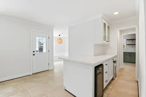 4810 Bayou Vista Drive Houston TX 77091
