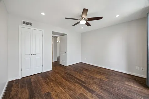 4629 Wild Indigo Street 589 Houston TX 77027