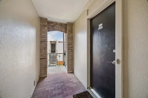 4629 Wild Indigo Street 589 Houston TX 77027