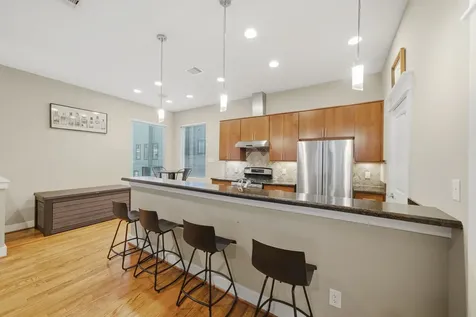 1036 W 24th Street Houston TX 77008
