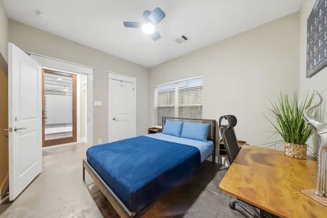 1036 W 24th Street Houston TX 77008