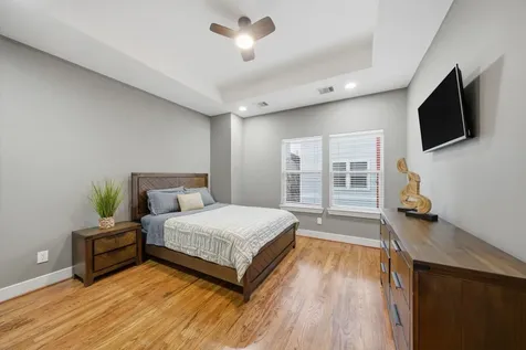 1036 W 24th Street Houston TX 77008